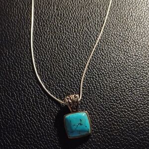 Elegant Turquoise Pendant Necklace